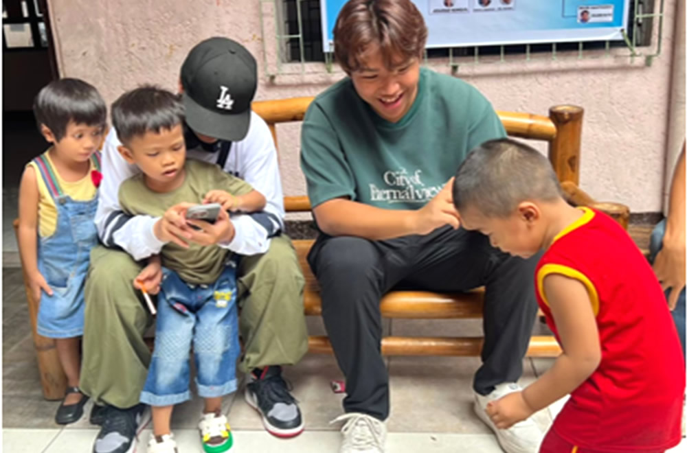 子どもたちとボランティア2